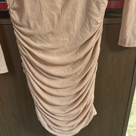 NWT SHEIN BAE long sleeve ruched dress in L - Picture 5 of 12